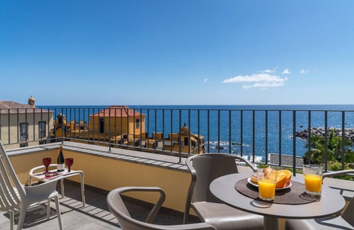 Old Town Apartment | The Fort of Old Town 3 by Our Madeira
