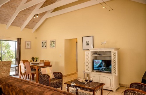 Shelley Point House | The Fountains 15