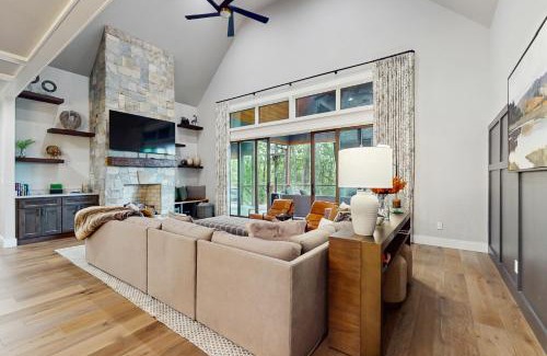 Cashiers House | The Fox Den