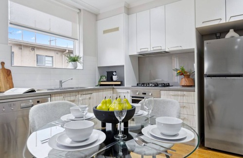 St. Kilda East Apartment | The Fulton Residence