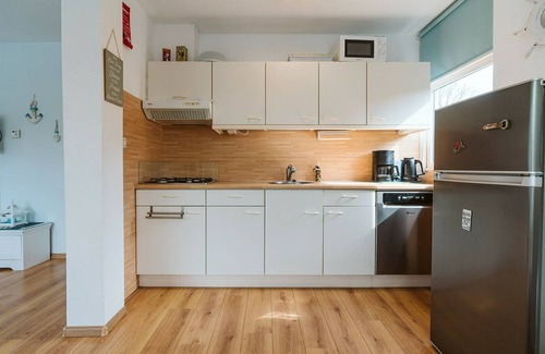 Ouddorp House | The furnishing and the huge garden of this holiday home, offer the basis for a dream holiday.