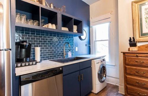 Clifton Apartment | The Gallery Loft - Walk & Dine!