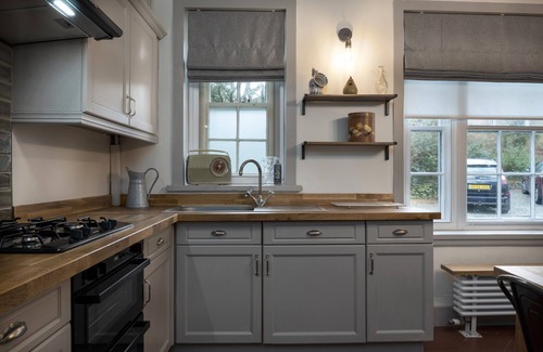 Holyhead Apartment | The Garden Apartment