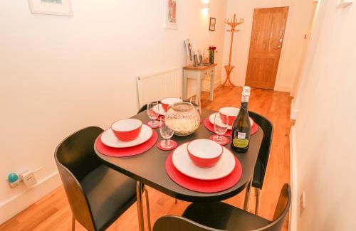 Buxton Apartment | The Garden Flat