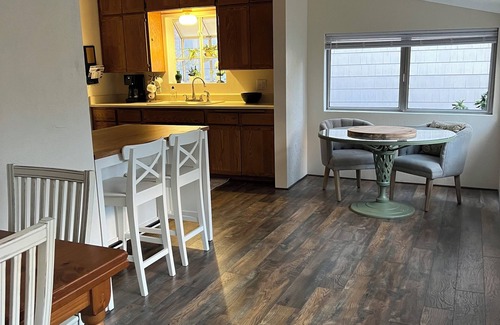 Medford House | The Garden Hideaway! East Medford, close to hospital, shopping and restaurants.