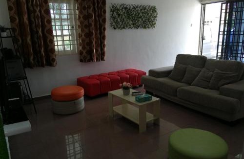 Tersusun Pundut House | The Garden Vacation Home