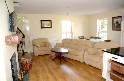 Macroom House | The Gate Lodge Cannaway House