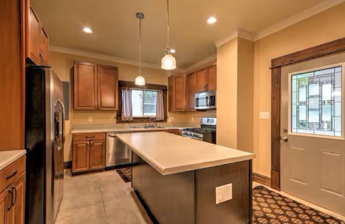Terre Haute House | The Gatsby House: A Historic Gem!