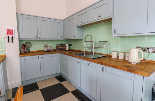 Whitehaven Cottage | THE GEORGIAN MANOR HOUSE, pet friendly, with open fire in Whitehaven