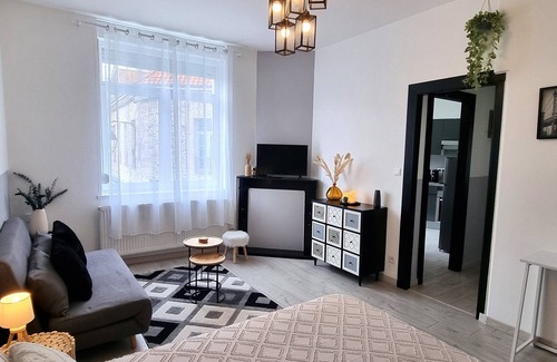 Etaples Apartment | The Getaway - City Center Apartment 10 Minutes from Le Touquet