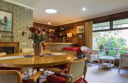 Rosebud Villa | The Getaway for Your Vacation Peaciful and Near all Activities