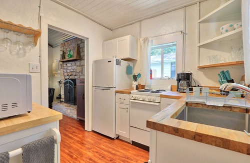 Wimberley Cottage | The Getaway on the Creek with Bright Pops of Color!