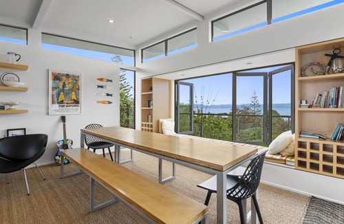 Kaiteriteri Cottage | The Glass House - Kaiteriteri Holiday Home