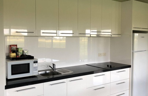Raleigh House | The Glen State of the Art 4 bedroom apartment