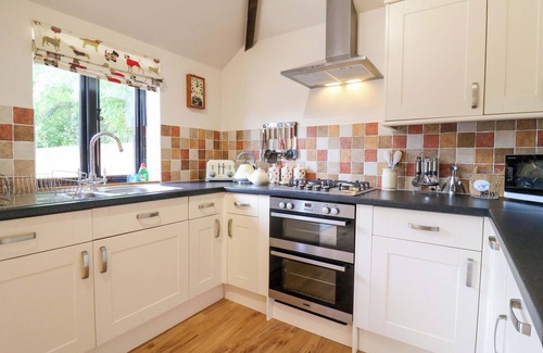 Harleston Cottage | THE GOLDEN CROSS, pet friendly, with a garden in Harleston