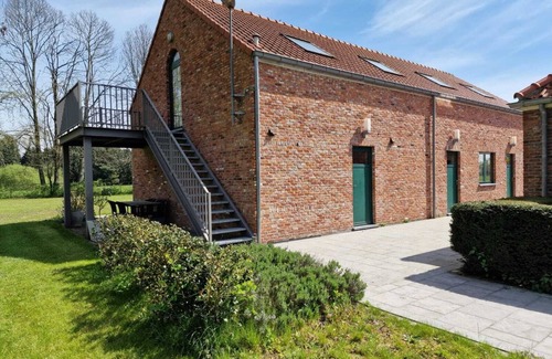 Balen House | The Golden Moment. Magical luxury vacation home by the green water