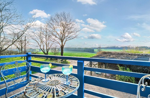 Maidstone House | The Granary at Newage Farm