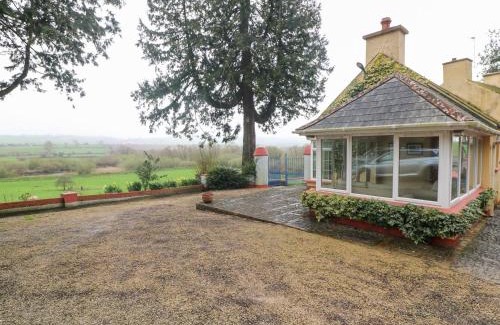 Lismore House | The Granary
