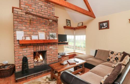 Lismore House | The Granary