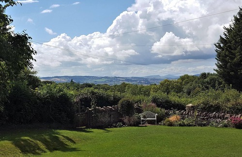 Ross-on-Wye Cottage | The Granary, Little Howle Farm. Luxury Holiday Cottages near Ross on Wye