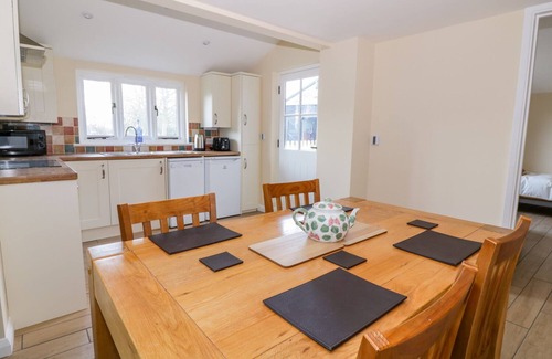 Wickham St Paul Cottage | THE GRANARY, pet friendly, with a garden in Sudbury