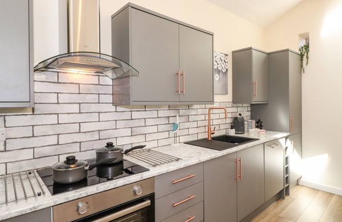 Stainburn Cottage | THE GRANARY, pet friendly, with a garden in Allonby