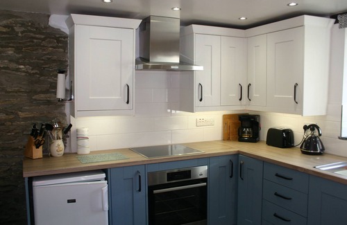 Tremain Cottage | The Granary @ Troedyrhiw Holiday Cottages, Cardigan Bay, West Coast of Wales