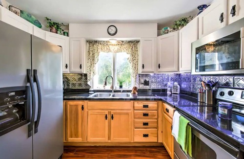 Hummelstown House | The Grand OasisnRetreat !