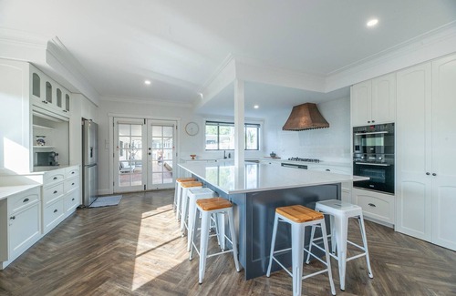 Dubbo House | The Grand on Macquarie | Pool & Spa, Ultimate Getaway
