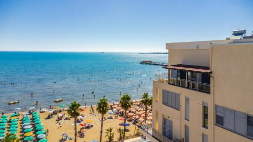 Durres Apartment | The Grand Seafront Duplex by PS