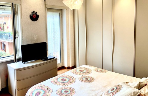 Cassia Apartment | "The Great Beauty" Penthouse. Cozy bright apartment in the green of Rome