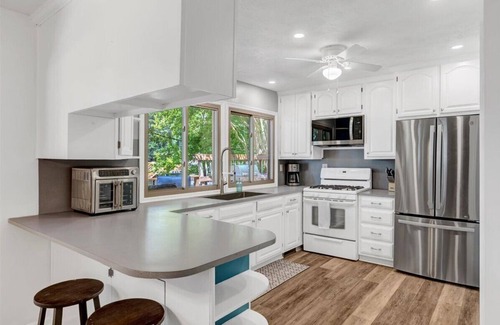 Henrico House | The Greatest Cove, Man! | Spectacular Panoramic Playground