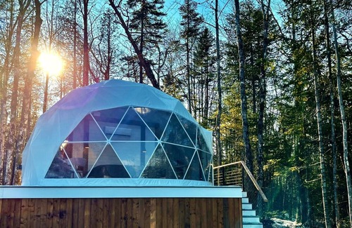 Valley Road Cottage | The Green Haven Dome - Secluded lakeview w/hot tub - 20 mins from St. Andrews!