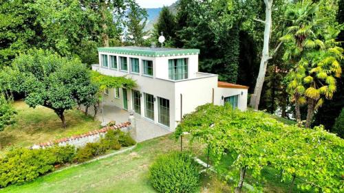 Como Villa | The Greenhouse Luxury Villa on Lake Como