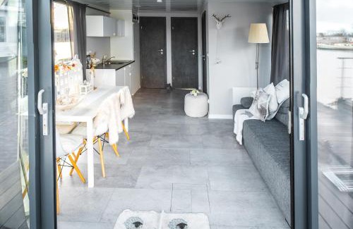 Zwartsluis Apartment | The Grey Pearl Houseboat