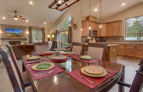 Tahoe Island House | The Grizzly - Four Bedroom Home