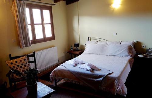 Distomo-Arachova-Antikyra Ski Chalet | The guesthouse