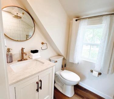 Reno House | The Guesthouse with Pool and Hot Tub Near Casinos