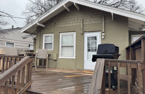 Hutchinson House | The Guide house! Beautiful 2 bedroom close to the fairgrounds and the College