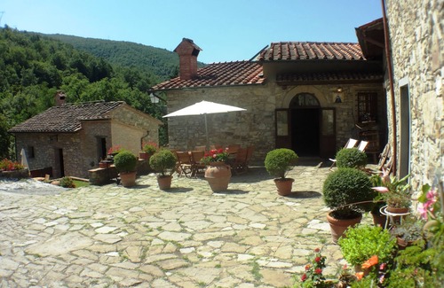 Vaiano House | The Hall of Villa Migliorati