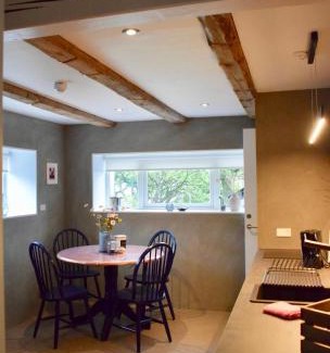 Klaksvik Apartment | The Hans Apartment - cosy and special