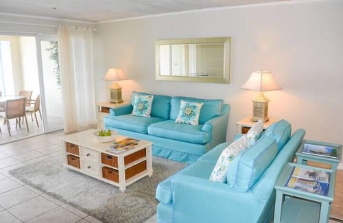 Rodney Bay Apartment | The Harbour #12, 3-Bed Water-front Villa with Pool