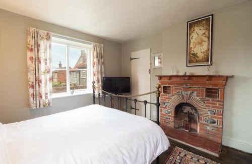 Cley next the Sea Bed & Breakfast | The Harnser, Cley