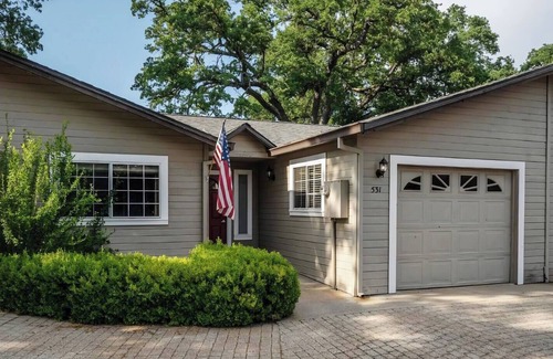 Murphys House | The Haven ★ Steps From Main Street ★ Downtown
