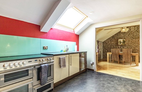 Combs Cottage | THE HAYLOFT, pet friendly, luxury holiday cottage in Combs