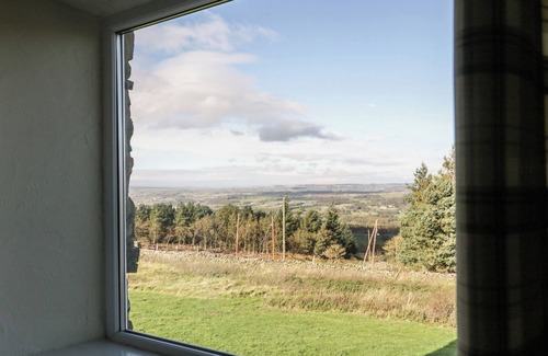 East Witton Cottage | THE HAYLOFT, pet friendly, character holiday cottage in Masham