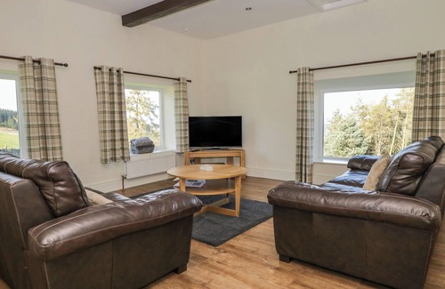 East Witton Cottage | THE HAYLOFT, pet friendly, character holiday cottage in Masham