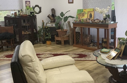 Molendinar House | The Healing place - Quiet, Cozy and close to everything