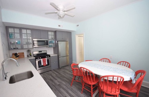 Cape May Condo | The Heart of Cape May on Historic Windsor Ave, 2 Blocks to Beach & Shopping!
