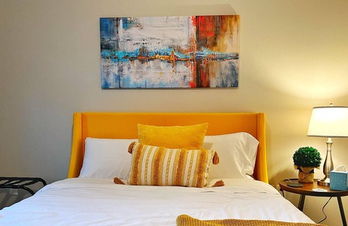 Parsons Apartment | The Heart of Parsons (Cozy & Comfortable!)